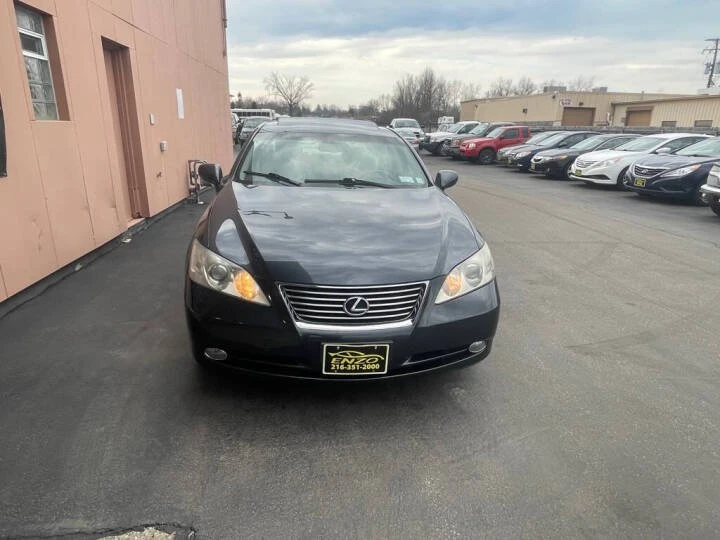 2009 Lexus ES 5th Gen - Image 2 of 15