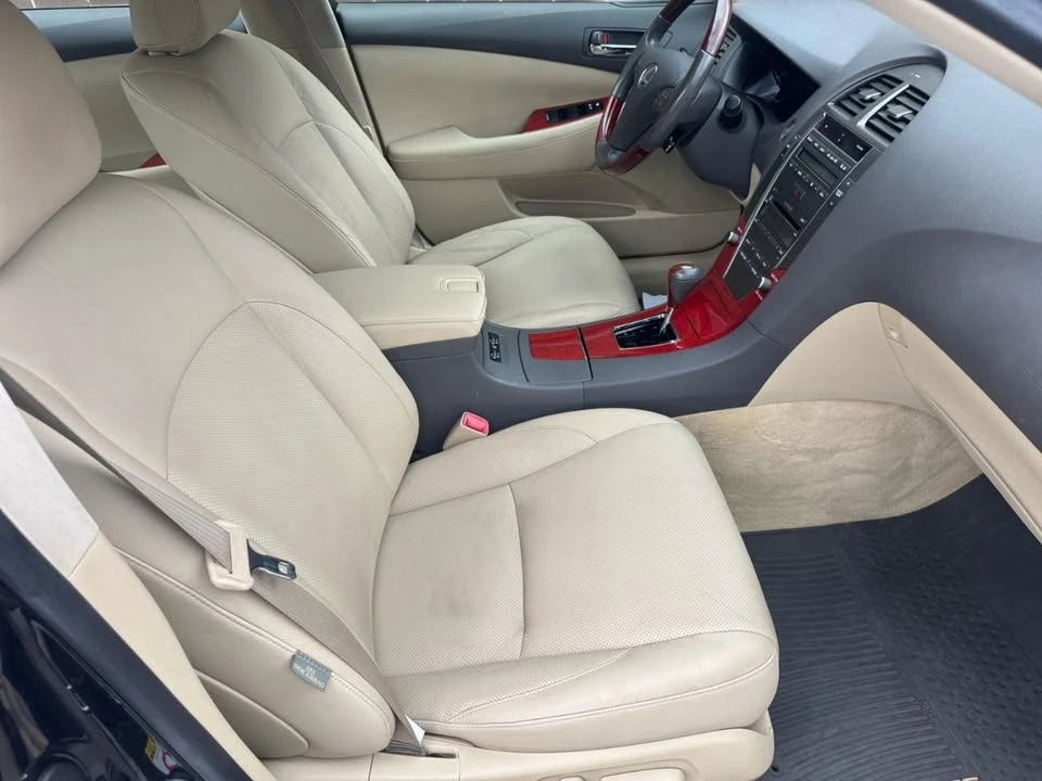 2009 Lexus ES 5th Gen - Image 12 of 19