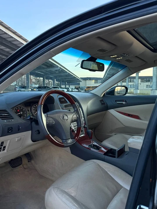 2009 Lexus ES 5th Gen - Image 7 of 14