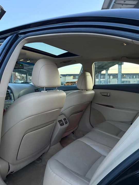 2009 Lexus ES 5th Gen - Image 8 of 14