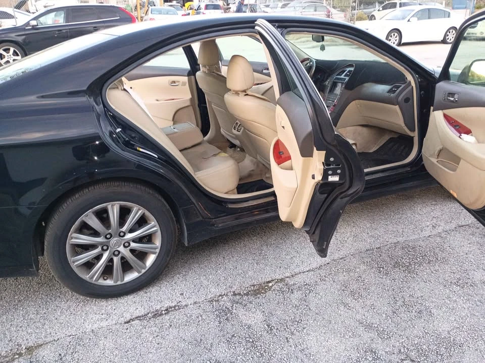 2009 Lexus ES 4th Gen - Image 3 of 15