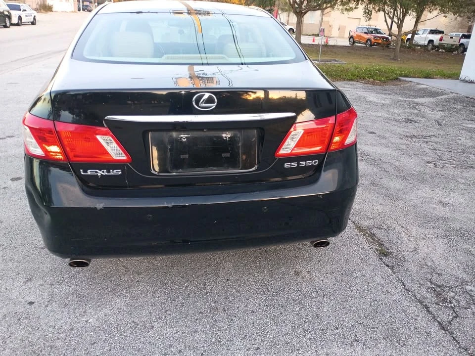 2009 Lexus ES 4th Gen - Image 13 of 15