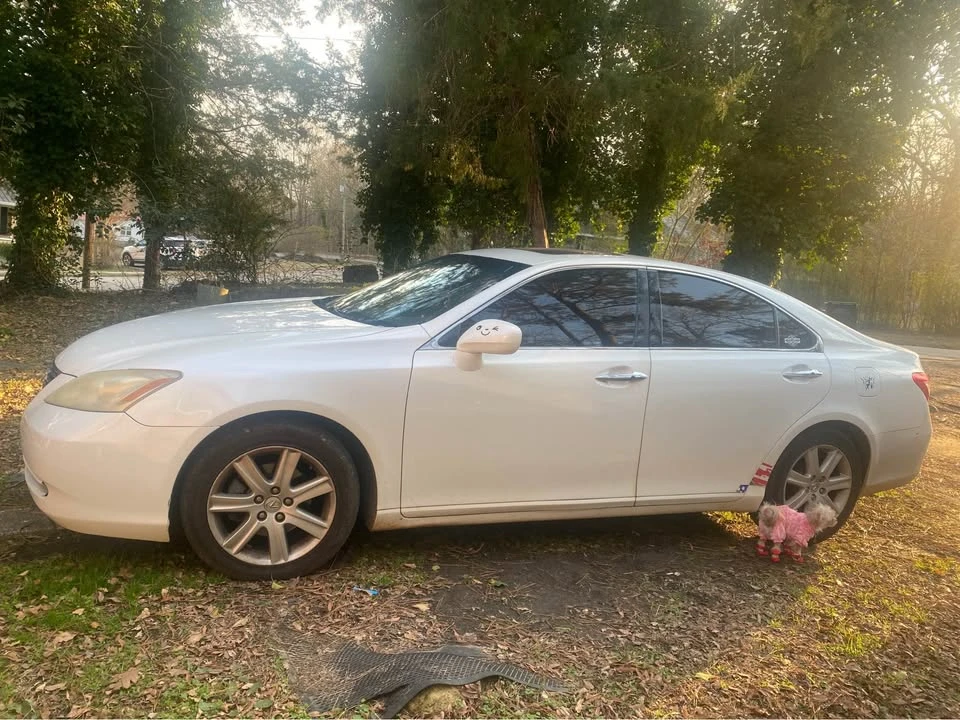 2009 Lexus ES 4th Gen - Image 2 of 2