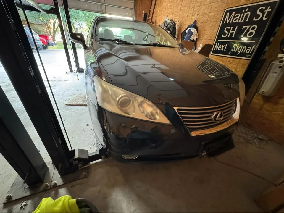 2009 Lexus ES 5th Gen - Image 5 of 10