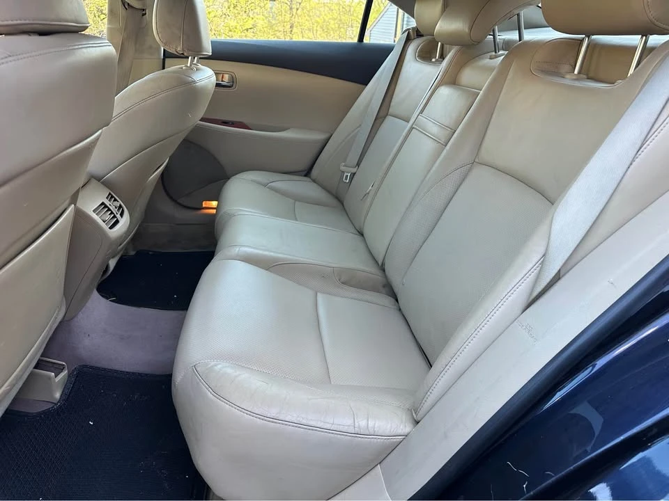 2009 Lexus ES 5th Gen - Image 15 of 16