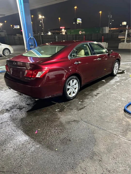 2009 Lexus ES 4th Gen - Image 14 of 17