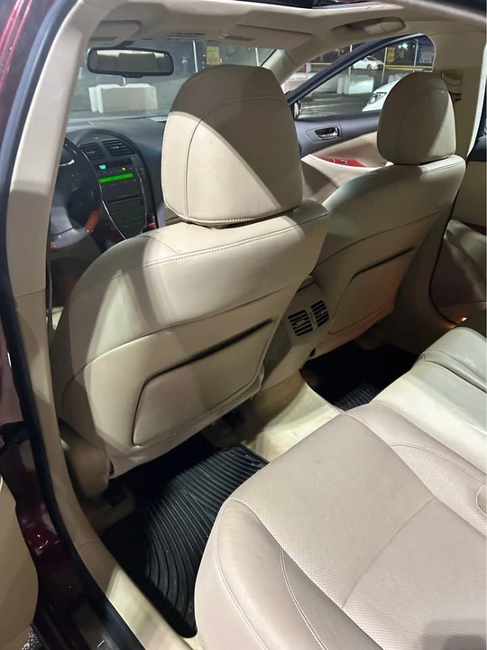 2009 Lexus ES 4th Gen - Image 5 of 17