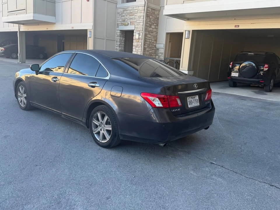 2009 Lexus ES 5th Gen - Image 3 of 7