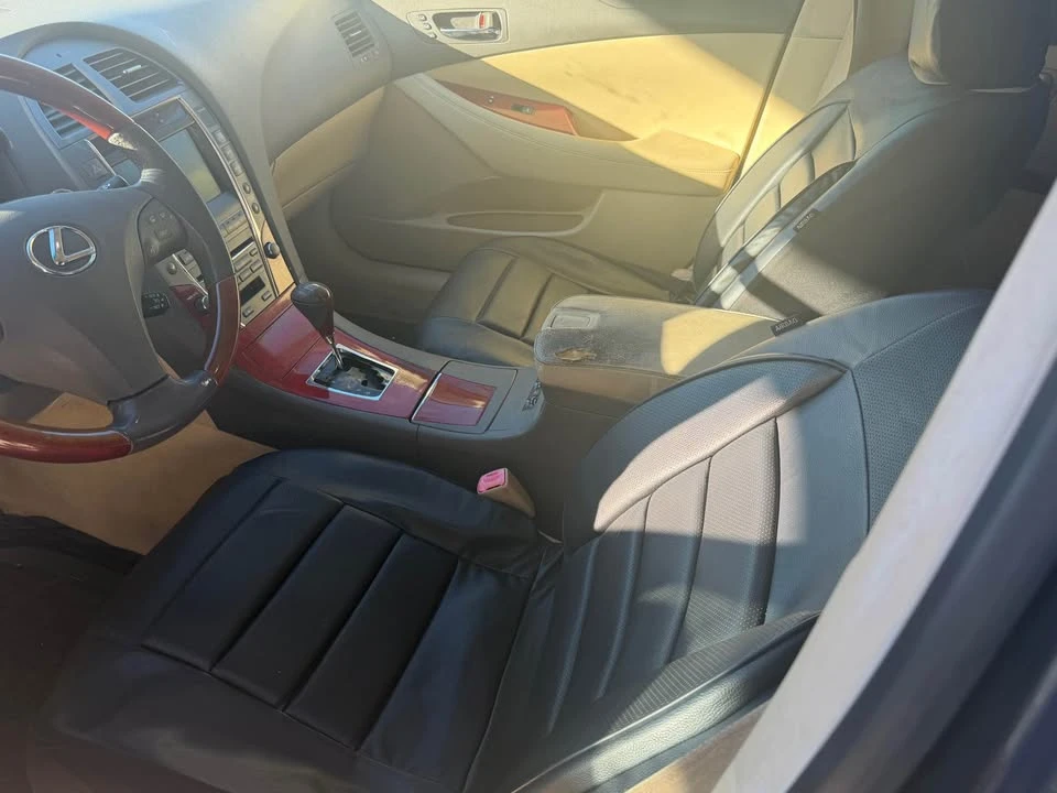 2009 Lexus ES 5th Gen - Image 5 of 7