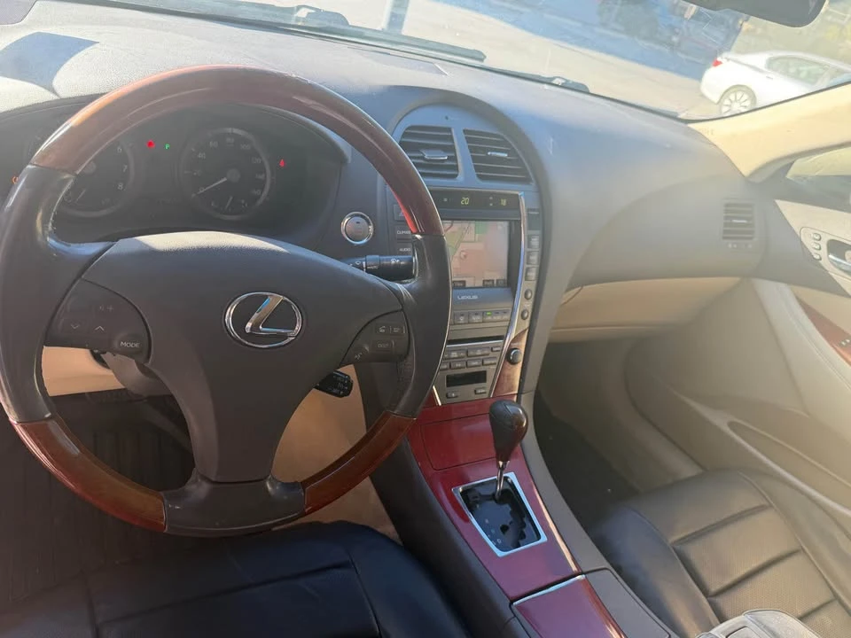 2009 Lexus ES 5th Gen - Image 6 of 7