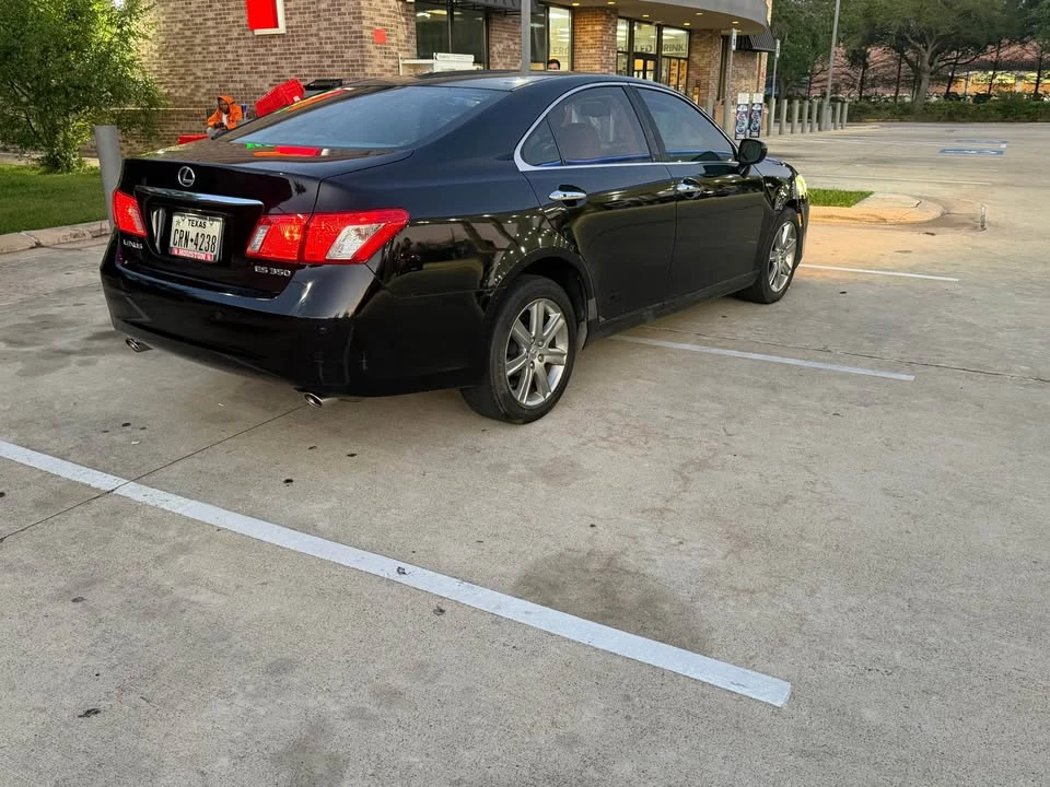 2009 Lexus ES 5th Gen - Image 3 of 8