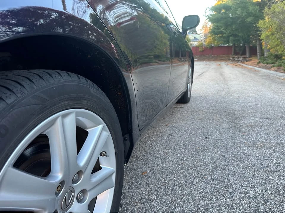 2009 Lexus ES 5th Gen - Image 4 of 10