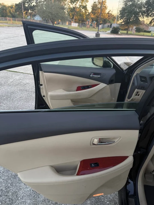 2009 Lexus ES 5th Gen - Image 11 of 13