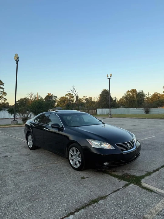 2009 Lexus ES 5th Gen - Image 3 of 13