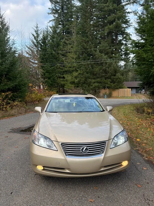 2009 Lexus ES 5th Gen - Image 2 of 8