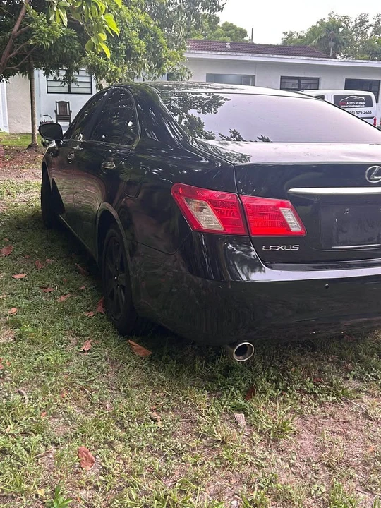 2009 Lexus ES 4th Gen - Image 4 of 7