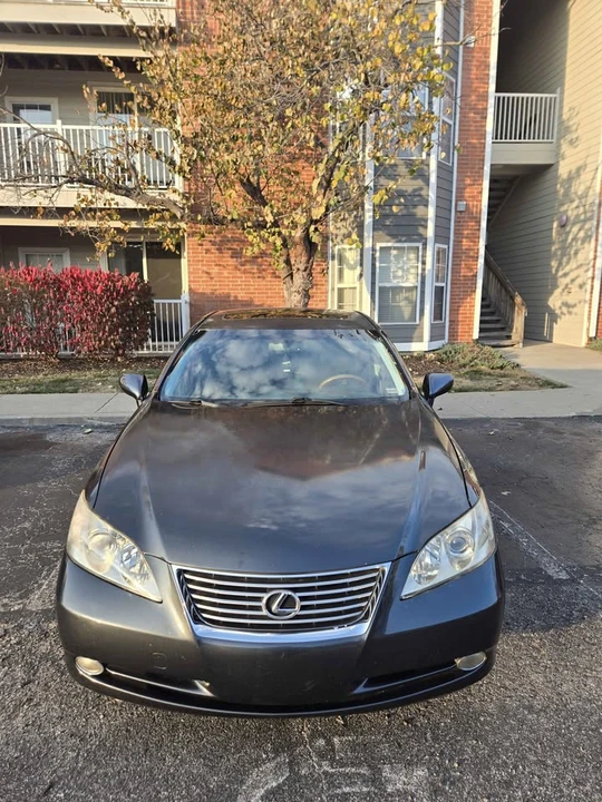 2009 Lexus ES 4th Gen - Image 4 of 10