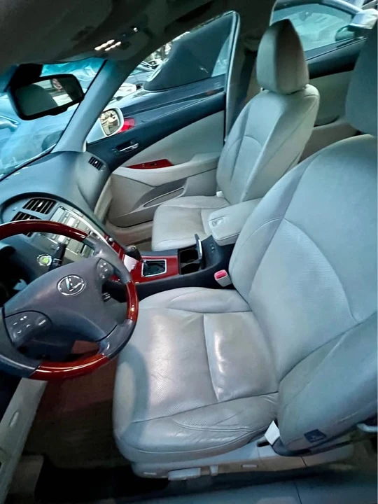 2009 Lexus ES 5th Gen - Image 6 of 7