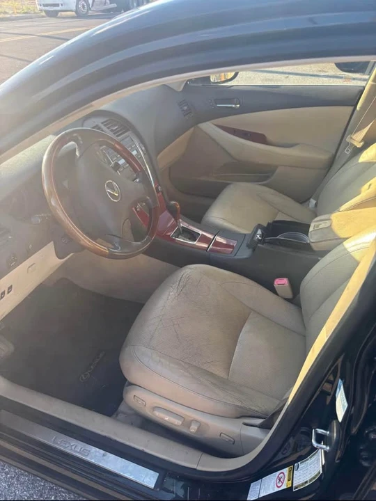 2009 Lexus ES 4th Gen - Image 3 of 4