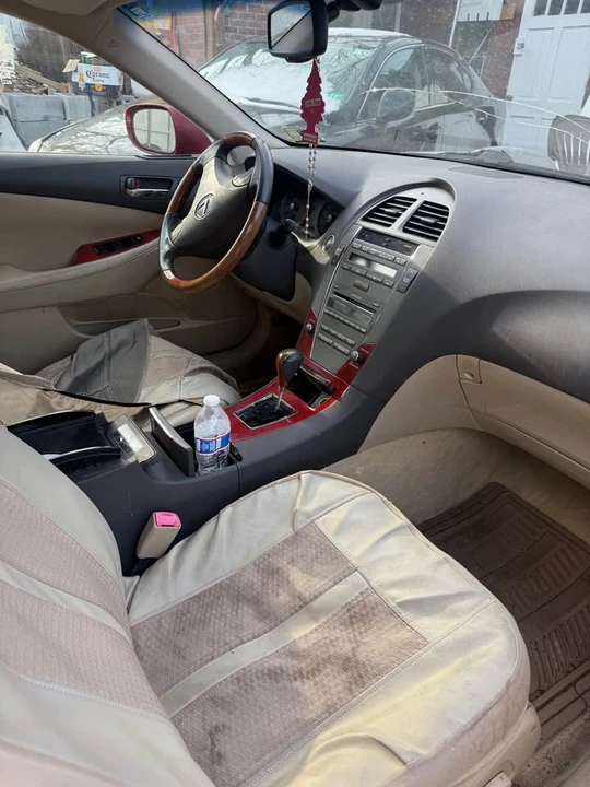 2009 Lexus ES 4th Gen - Image 8 of 12