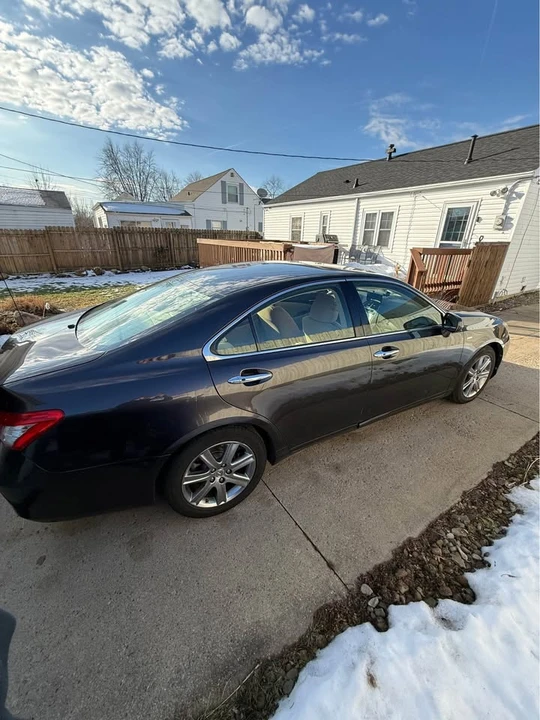 2009 Lexus ES 4th Gen - Image 3 of 12