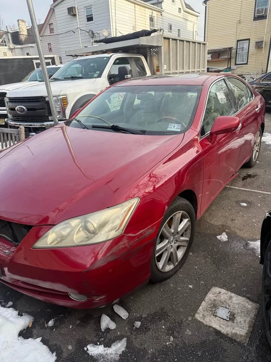 2009 Lexus ES 4th Gen - Image 2 of 12