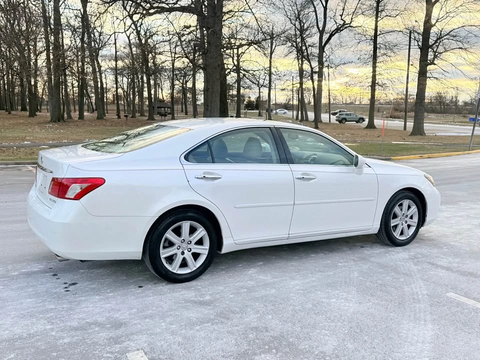 2009 Lexus ES 4th Gen - Image 7 of 11