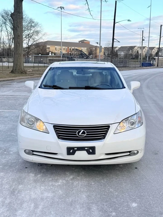 2009 Lexus ES 4th Gen - Image 3 of 11