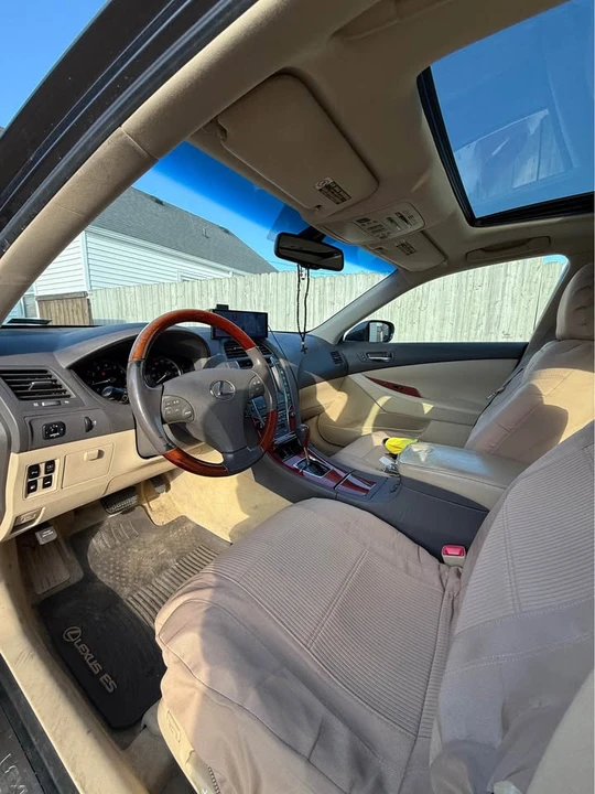 2009 Lexus ES 4th Gen - Image 4 of 12