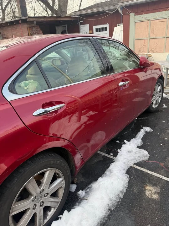 2009 Lexus ES 4th Gen - Image 10 of 12