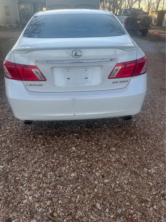 2009 Lexus ES 4th Gen - Image 3 of 10