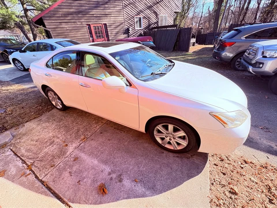 2009 Lexus ES 5th Gen - Image 6 of 9