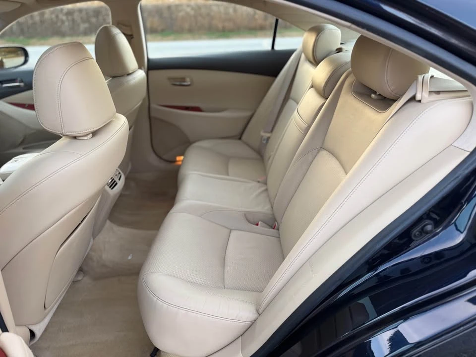 2009 Lexus ES 5th Gen - Image 12 of 20