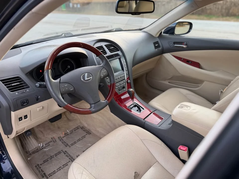 2009 Lexus ES 5th Gen - Image 9 of 20
