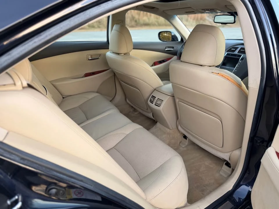 2009 Lexus ES 5th Gen - Image 15 of 20