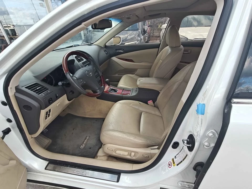 2009 Lexus ES 5th Gen - Image 10 of 12