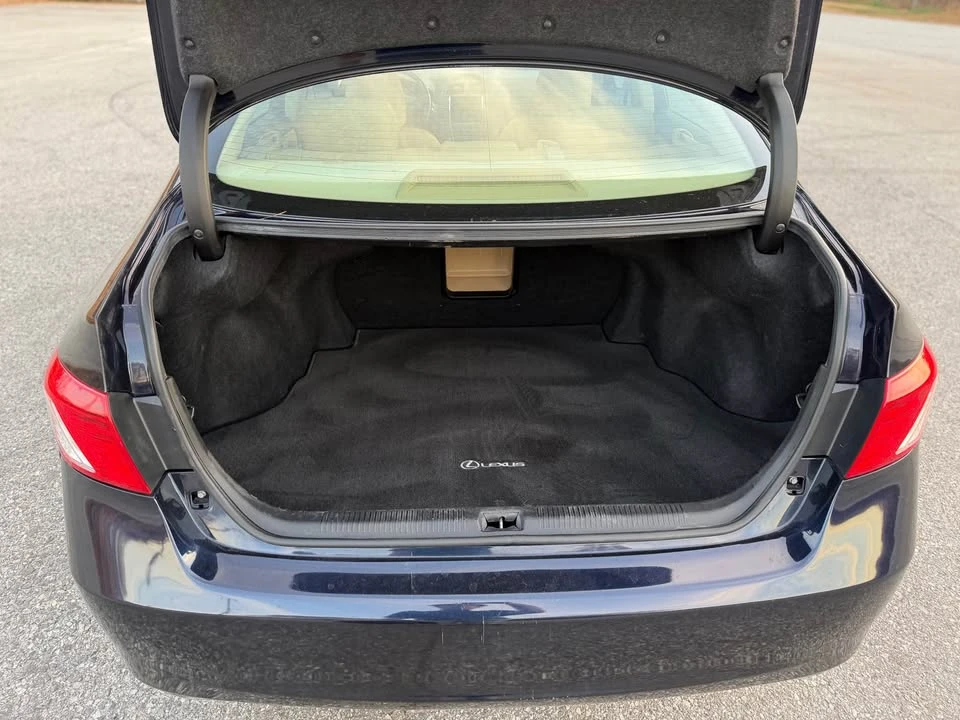 2009 Lexus ES 5th Gen - Image 13 of 20