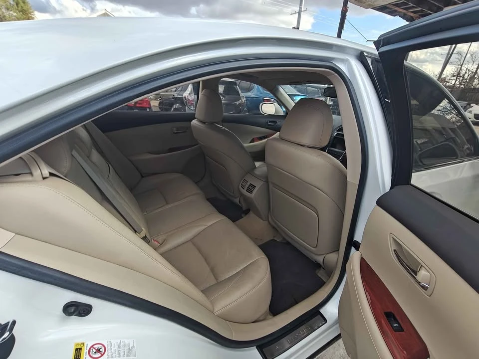 2009 Lexus ES 5th Gen - Image 9 of 12