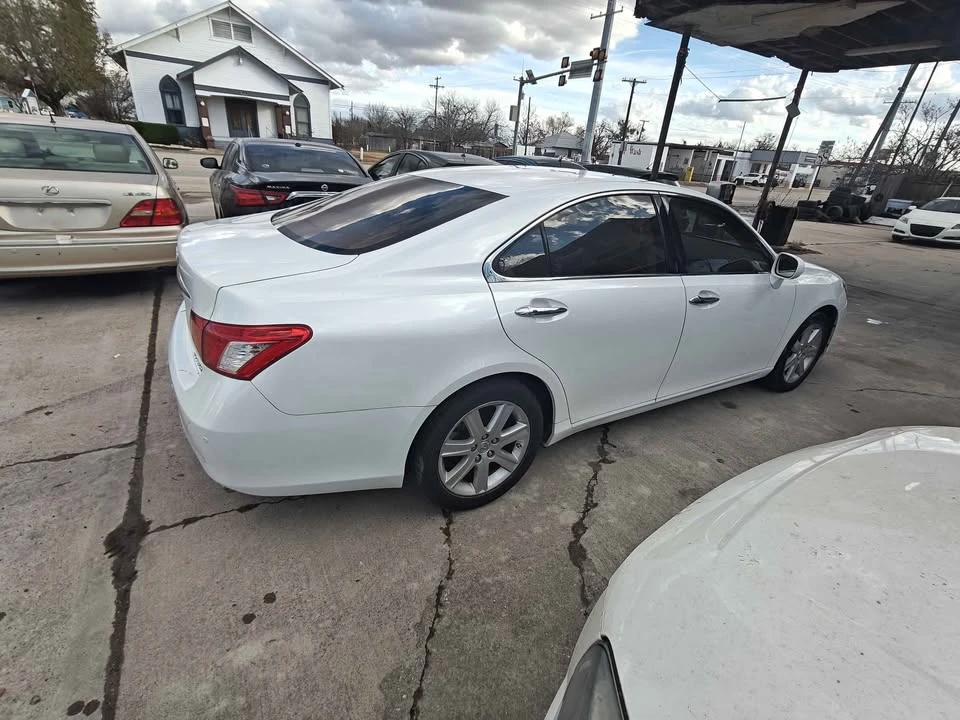 2009 Lexus ES 5th Gen - Image 6 of 12