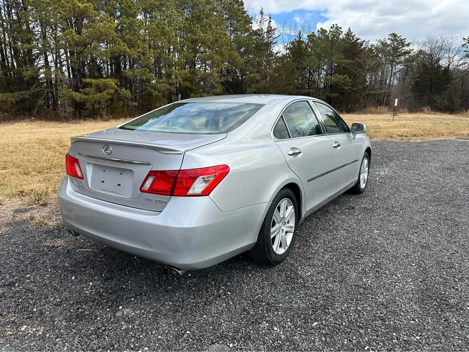 2009 Lexus ES 5th Gen - Image 8 of 18