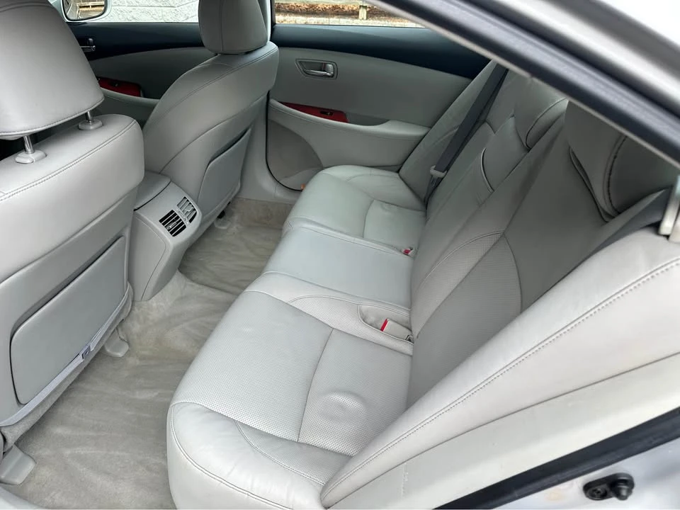 2009 Lexus ES 5th Gen - Image 15 of 18