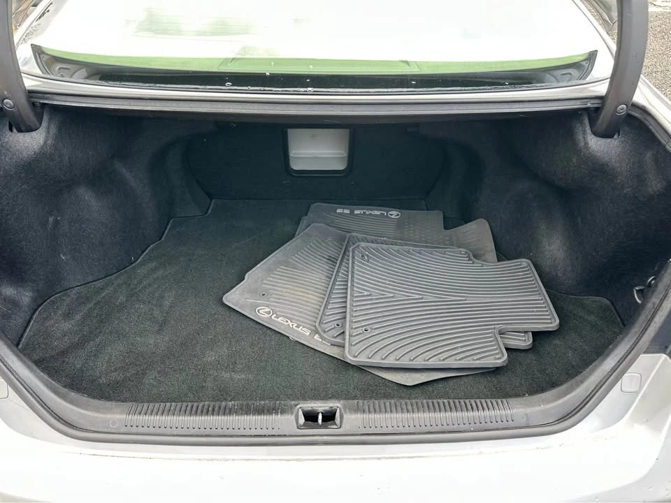 2009 Lexus ES 5th Gen - Image 18 of 18