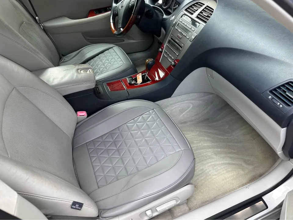 2009 Lexus ES 5th Gen - Image 16 of 18