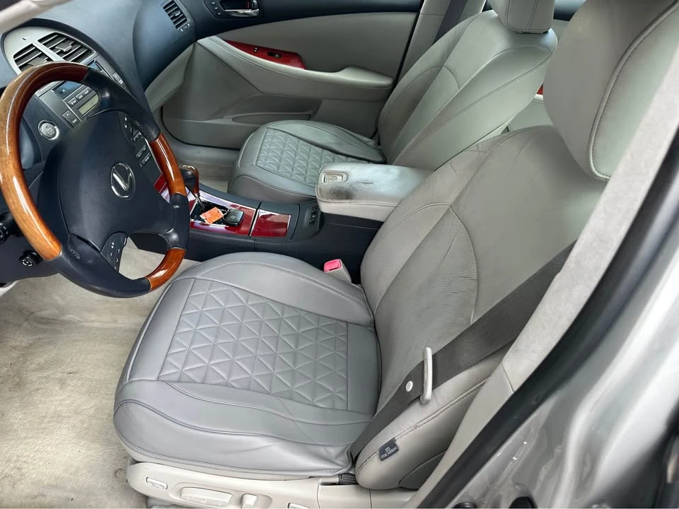 2009 Lexus ES 5th Gen - Image 14 of 18