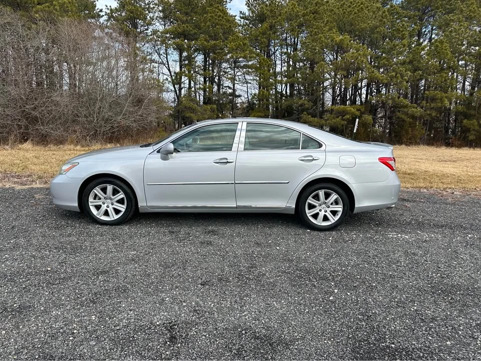 2009 Lexus ES 5th Gen - Image 5 of 18