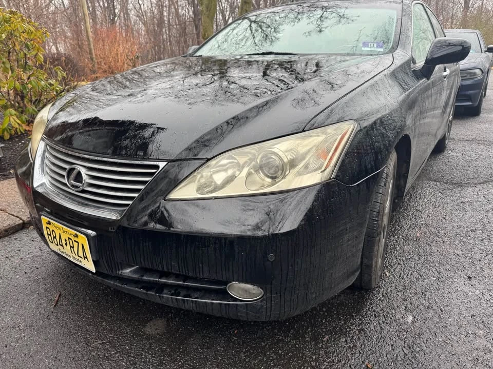 2009 Lexus ES 5th Gen - Image 2 of 7