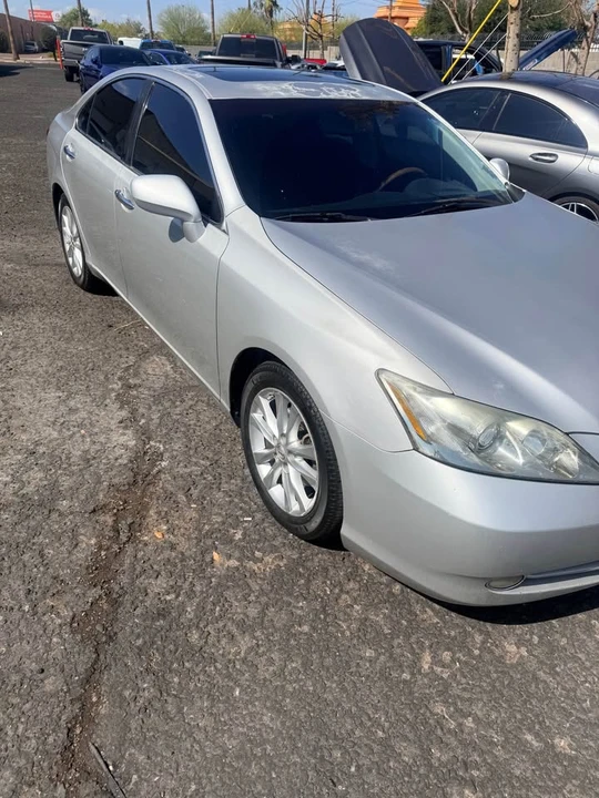 2009 Lexus ES 5th Gen - Image 5 of 12