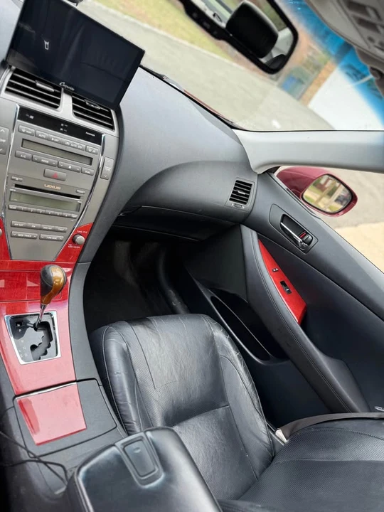2009 Lexus ES 5th Gen - Image 19 of 20