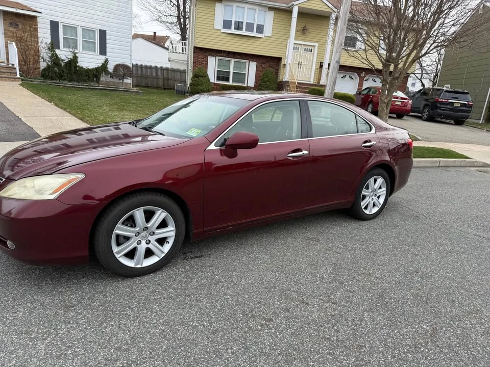 2009 Lexus ES 5th Gen - Image 3 of 20