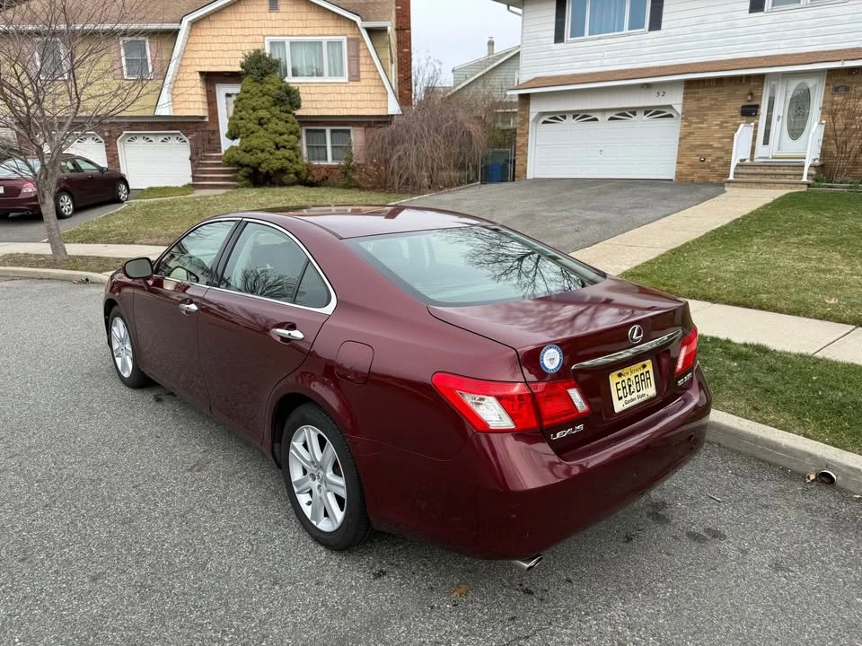 2009 Lexus ES 5th Gen - Image 14 of 20